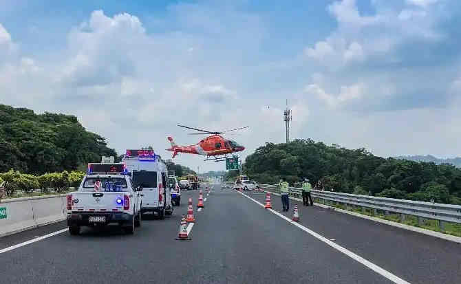 綦江区高速公路汽车救援案例