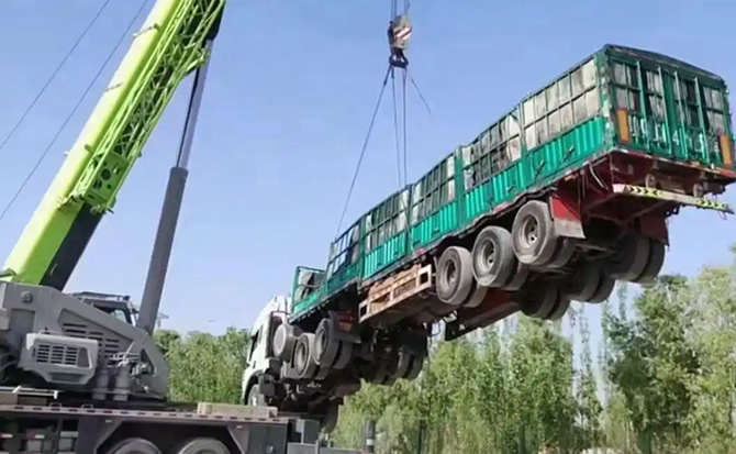 綦江区道路脱困救援案例